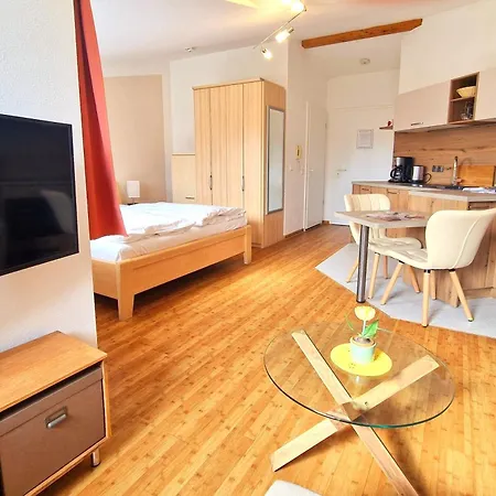 684, Seepark Apartman
