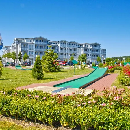 Apartment 684, Seepark